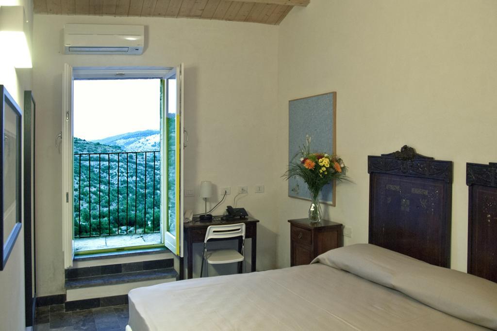 Hotel Dell'Orologio Ragusa Ngoại thất bức ảnh